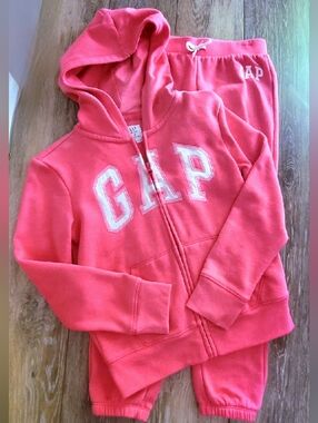 GAP Pink Hoodie & Jogger Set Size M 8 Embroidered Sequined Logo